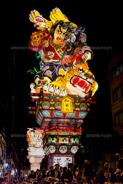 五所川原立佞武多祭り の写真素材 イラスト素材 アマナイメージズ