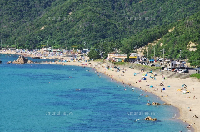 ダイヤ浜海水浴場と水晶浜海水浴場 の写真素材 イラスト素材 アマナイメージズ