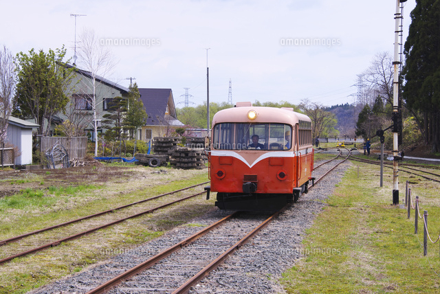 南部縦貫鉄道のレールバス の写真素材 イラスト素材 アマナイメージズ
