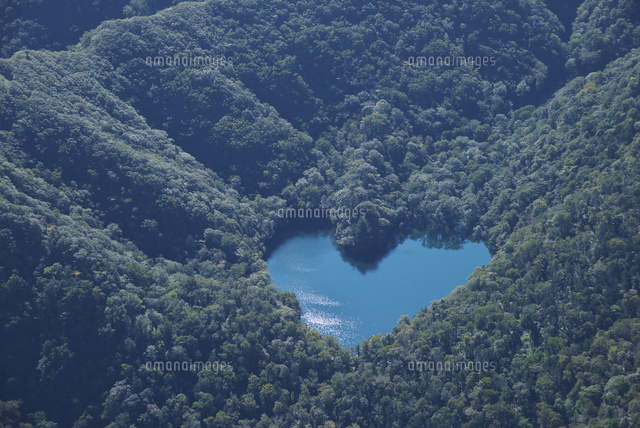 豊似湖[26120034351]の写真素材・イラスト素材｜アマナイメージズ