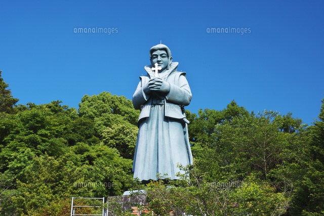 日本一の天草四郎像[26120043963]の写真・イラスト素材｜アマナイメージズ
