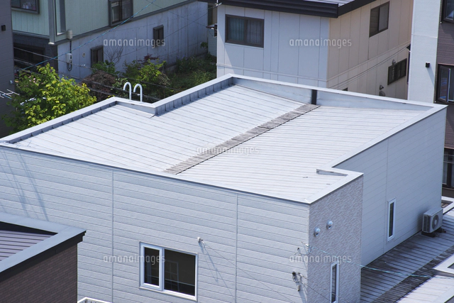 無落雪屋根の写真素材 ストックフォト アマナイメージズ
