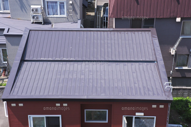 無落雪屋根の写真素材 ストックフォト アマナイメージズ