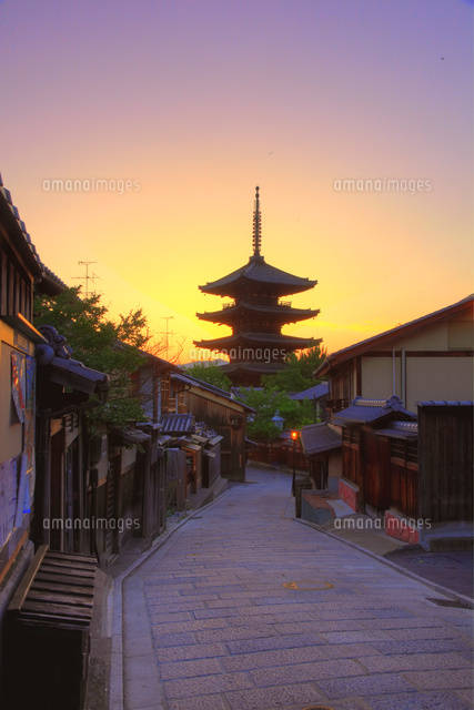 八坂の塔」、または「八坂暮色」。 八坂の塔」、または「八坂暮色」。