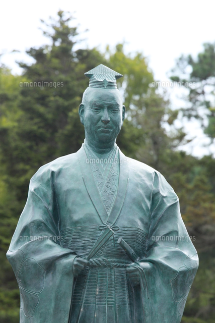 明智光秀公像[26121044503]の写真・イラスト素材｜アマナイメージズ