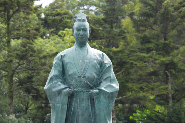 明智光秀公像[26121044503]の写真・イラスト素材｜アマナイメージズ