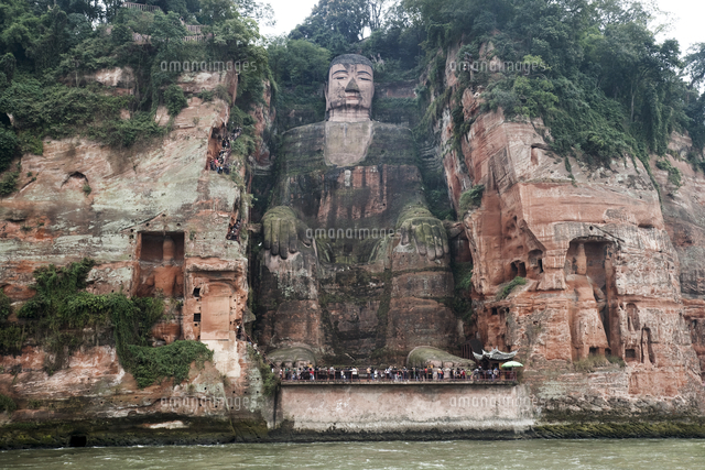 楽山大仏[27133000447]の写真・イラスト素材｜アマナイメージズ