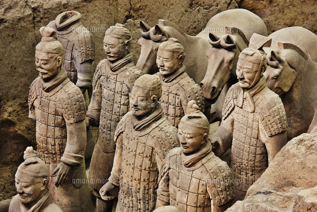 兵馬俑坑[27133000633]の写真・イラスト素材｜アマナイメージズ