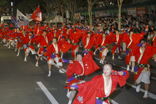 よさこい祭り の写真素材 イラスト素材 アマナイメージズ