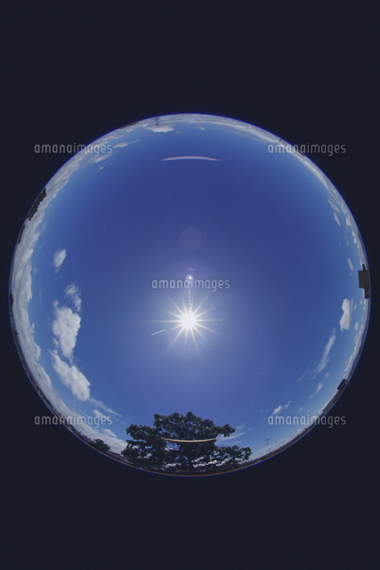 夏至の日の太陽高度 真南 の写真素材 イラスト素材 アマナイメージズ