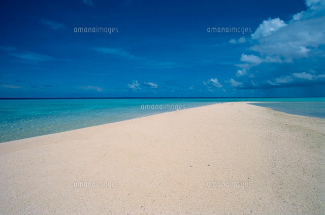 ボナペ島の海と砂浜 の写真素材 イラスト素材 アマナイメージズ