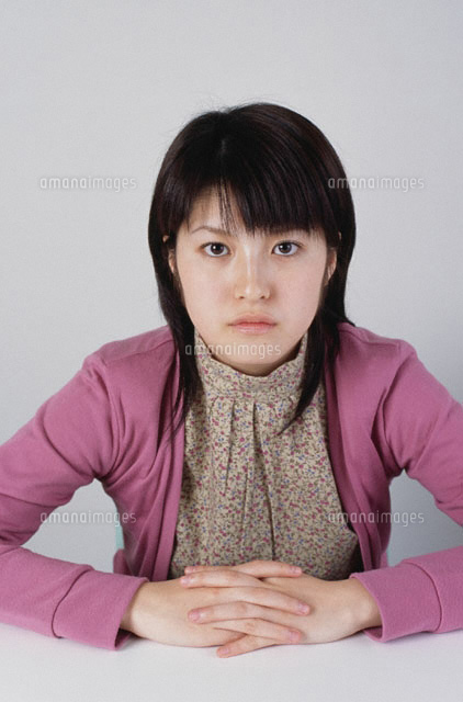 日本人の10代女の子 の写真素材 イラスト素材 アマナイメージズ