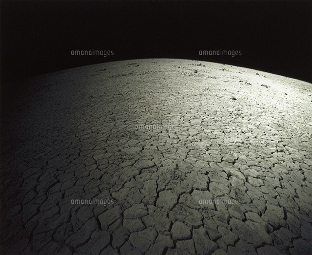 灰色の硬い地面のイメージ 魚眼 の写真素材 イラスト素材 アマナイメージズ