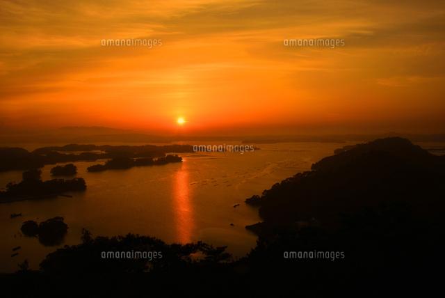 大高森・夕日と松島湾[01088022273]の写真・イラスト素材｜アマナ