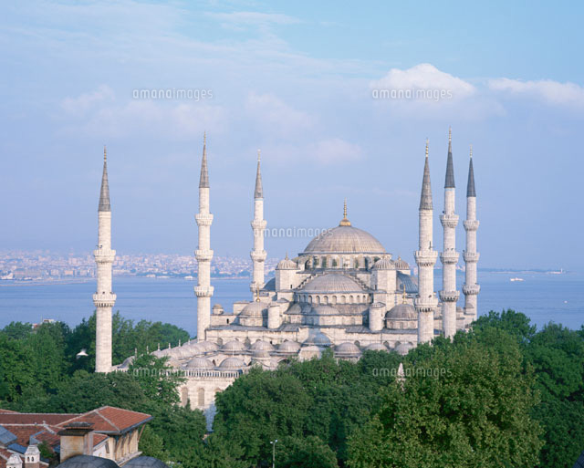 ブルーモスク イスタンブール トルコ の写真素材 イラスト素材 アマナイメージズ
