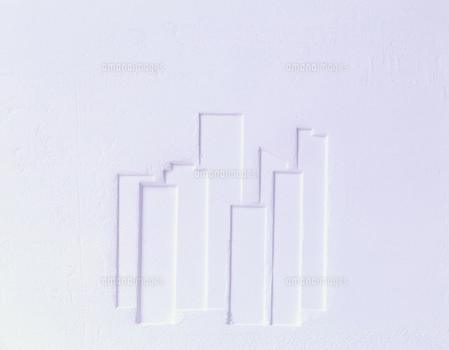 白いレリーフで表現されたビル群 フォトイラスト の写真素材 イラスト素材 アマナイメージズ