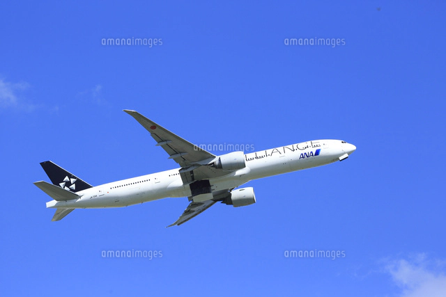 ジェット機 ANA 787[02058091010]の写真・イラスト素材｜アマナイメージズ