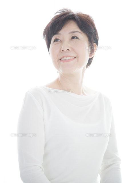 中年女性 の写真素材 イラスト素材 アマナイメージズ