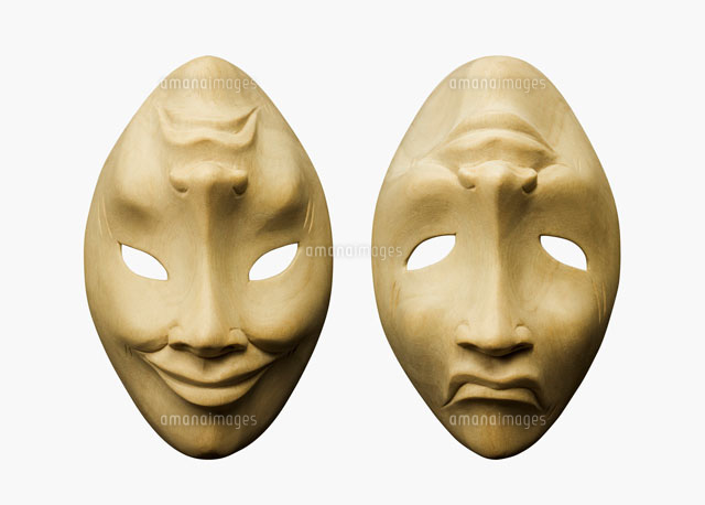 木彫りの仮面 の写真素材 イラスト素材 アマナイメージズ