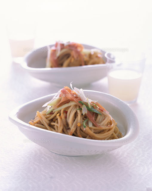 ビーガンピーナッツセサミヌードルのレシピ