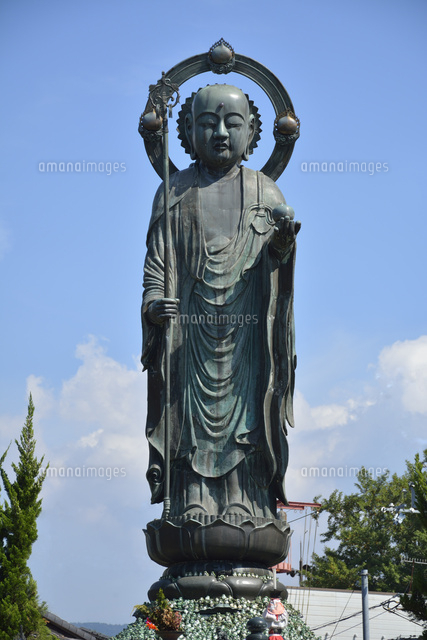 銅製 地蔵菩薩 50号 ( 木札名入れ有料 仏像 お寺 日本 屋外 屋内 高岡銅器 法要 メモリアル 法事 祈念 弔事 寄進 奉納 開店 事務所移転 開業 プレゼント ) 送料無料」 銅製 地蔵菩薩 50号 ( 木札名入れ有料 仏像 お寺 日本 屋外