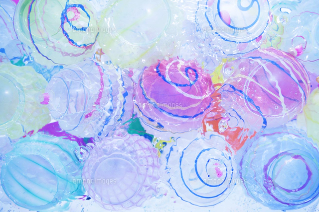 水中の写真素材 ストックフォト アマナイメージズ