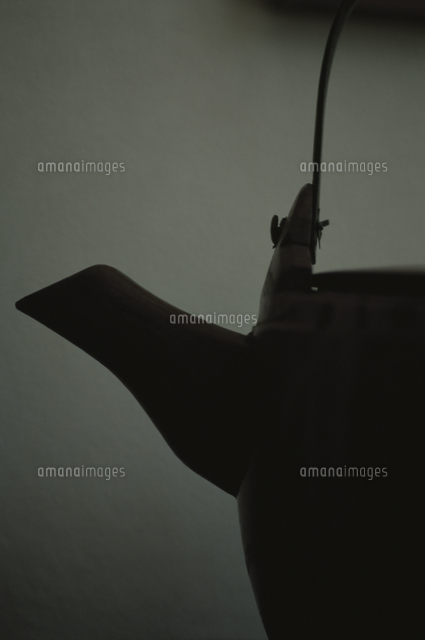 急須のシルエット の写真素材 イラスト素材 アマナイメージズ