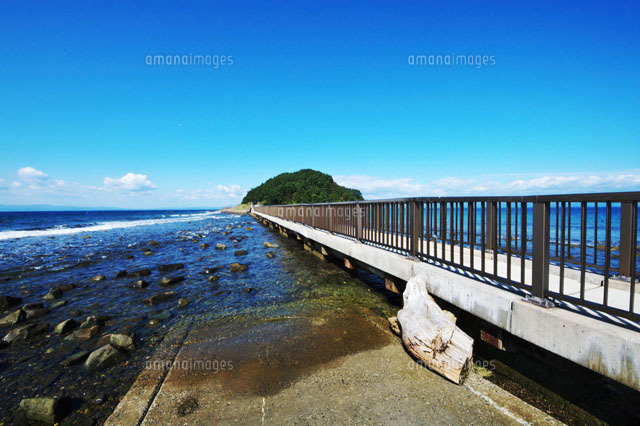 大島と渡橋[09508001291]の写真・イラスト素材｜アマナイメージズ