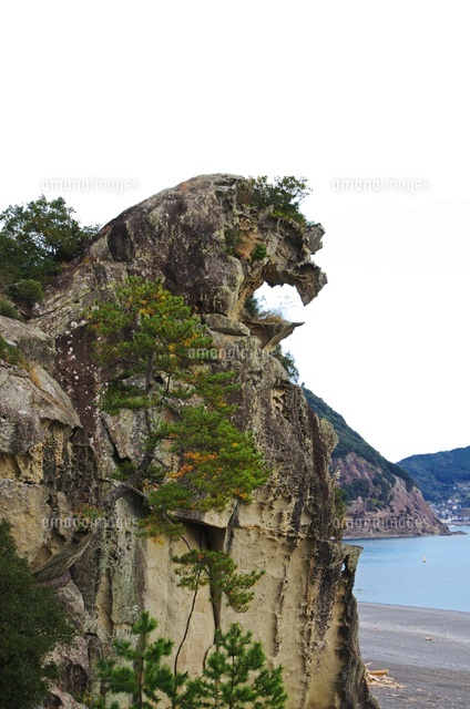 獅子岩[09508003385]の写真・イラスト素材｜アマナイメージズ