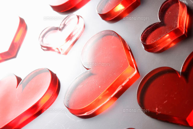 ハート型の飴 の写真素材 イラスト素材 アマナイメージズ