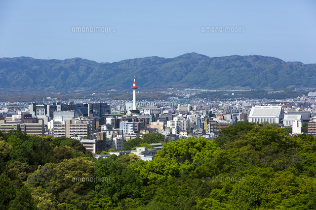 清水寺から見る京都の町並み の写真素材 イラスト素材 アマナイメージズ