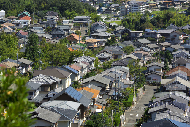 奈良県生駒市の住宅街 の写真素材 イラスト素材 アマナイメージズ 奈良県生駒市の住宅街 の写真素材 イラスト素材 アマナイメージズ