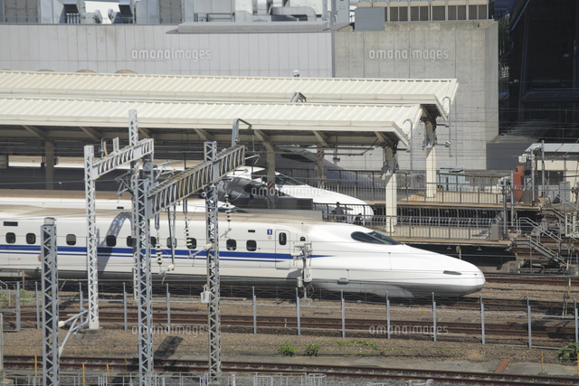 新幹線 ホームの写真素材 ストックフォト アマナイメージズ 新幹線 ホームの写真素材 ストックフォト アマナイメージズ