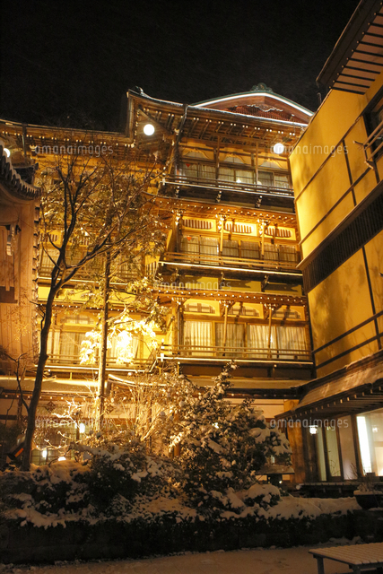 渋温泉の夜景 の写真素材 イラスト素材 アマナイメージズ 渋温泉の夜景 の写真素材 イラスト素材 アマナイメージズ