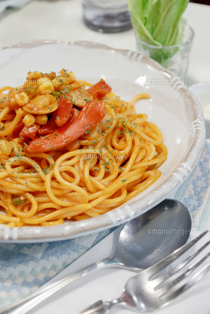 スパゲッティナポリタン の写真素材 イラスト素材 アマナイメージズ