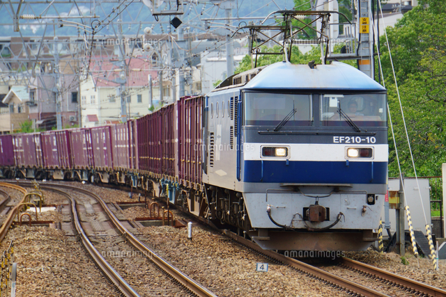 Jr神戸線の貨物列車 の写真素材 イラスト素材 アマナイメージズ