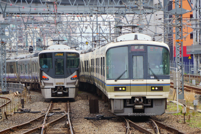 大阪環状線の223系関空紀州路快速[10133003725]の写真・イラスト素材