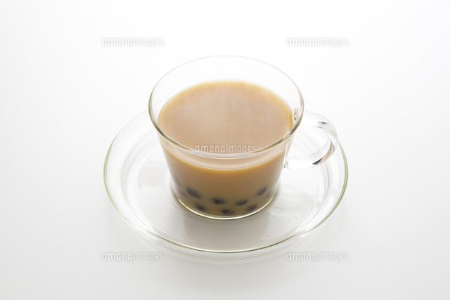 タピオカミルクティー の写真素材 イラスト素材 アマナイメージズ