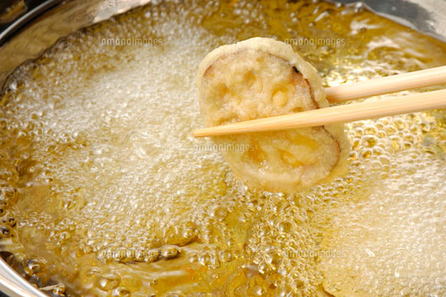 蓮根の天ぷら の写真素材 イラスト素材 アマナイメージズ
