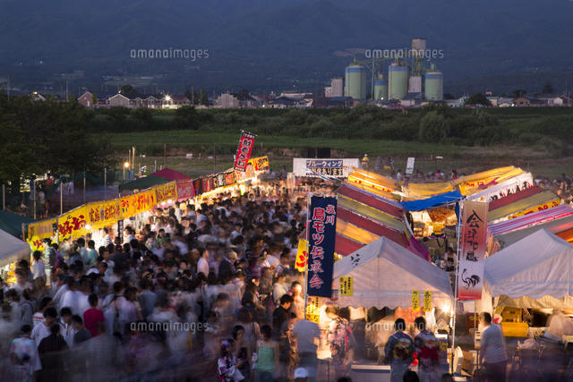 日橋川川の祭典花火大会 の写真素材 イラスト素材 アマナイメージズ
