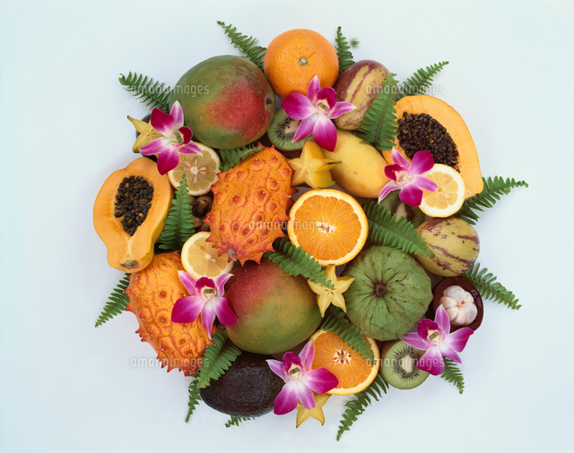 トロピカルフルーツ の写真素材 イラスト素材 アマナイメージズ トロピカルフルーツ の写真素材 イラスト素材 アマナイメージズ