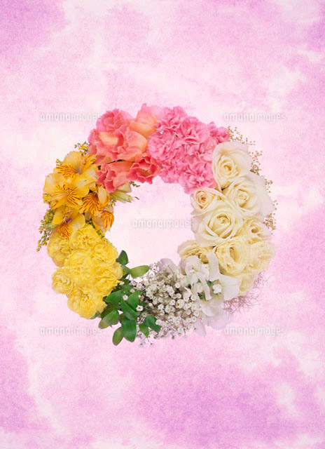 カラフルなフラワーリース の写真素材 イラスト素材 アマナイメージズ
