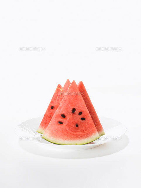 三角型のスイカ の写真素材 イラスト素材 アマナイメージズ