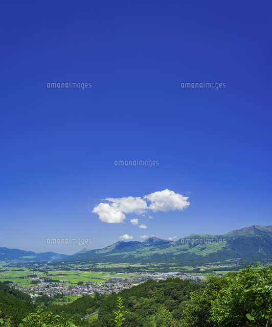 熊本県 風景 高森峠展望所よりの眺望[10190003628]の写真・イラスト