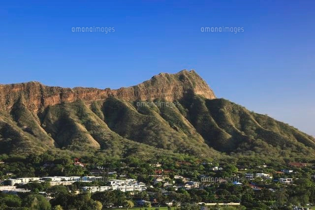 ダイヤモンドヘッドと朝日[10203000991]の写真・イラスト素材｜アマナ