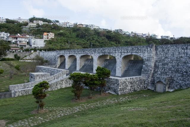 金城ダム[10219000128]の写真素材・イラスト素材｜アマナイメージズ