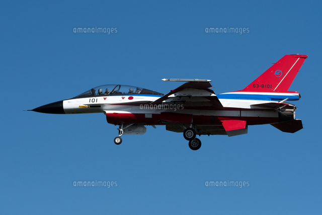 航空自衛隊 F 2支援戦闘機 の写真素材 イラスト素材 アマナイメージズ