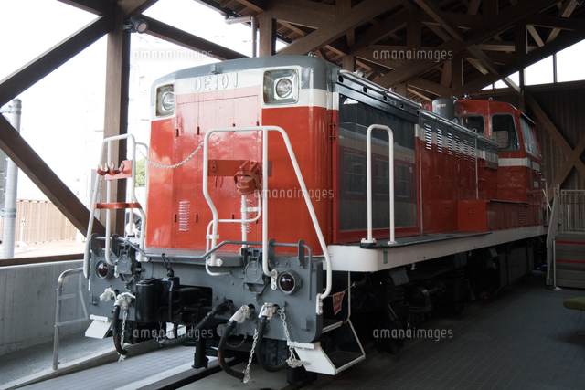 鉄道歴史パークに 展示される DE10型ディーゼル機関車 1号機