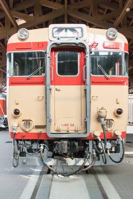 Kiha 様 鉄道歴史パークに 展示される キハ65形急行用気動車 「34号