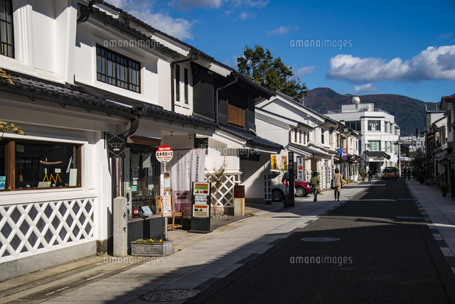 松本市 城下町中町通り の写真素材 イラスト素材 アマナイメージズ